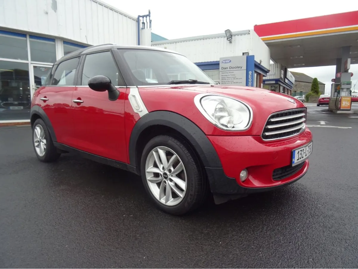 MINI COUNTRYMAN 2.0 D 5DR AU Auto Cooper - Image 1