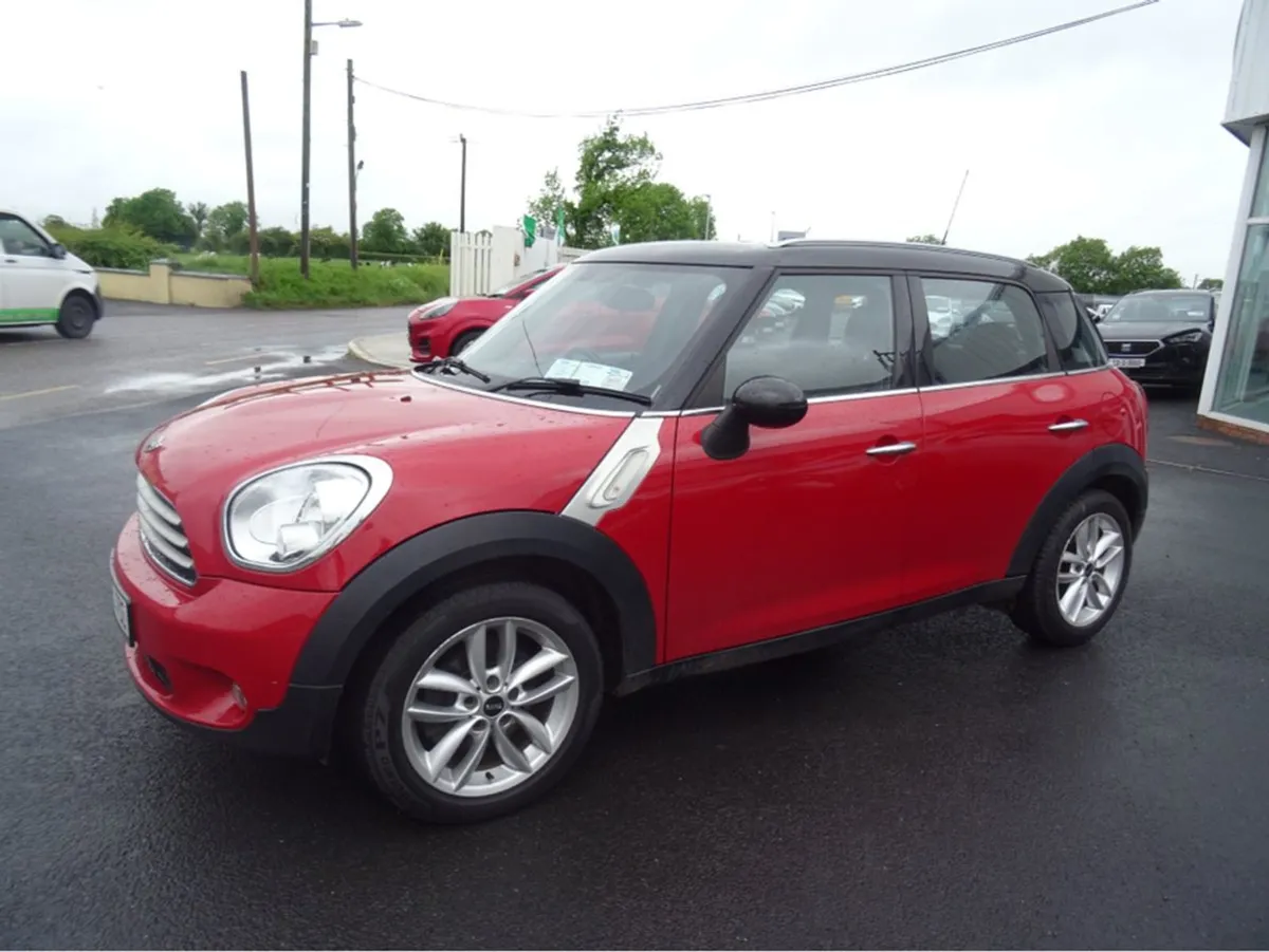 MINI COUNTRYMAN 2.0 D 5DR AU Auto Cooper - Image 2