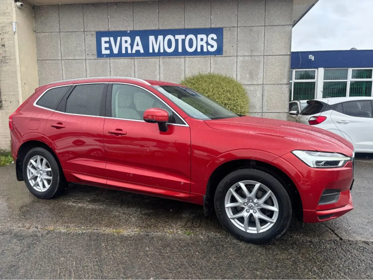 Volvo XC60 D4 Momentum Automatic 2.0 Diesel - Image 2