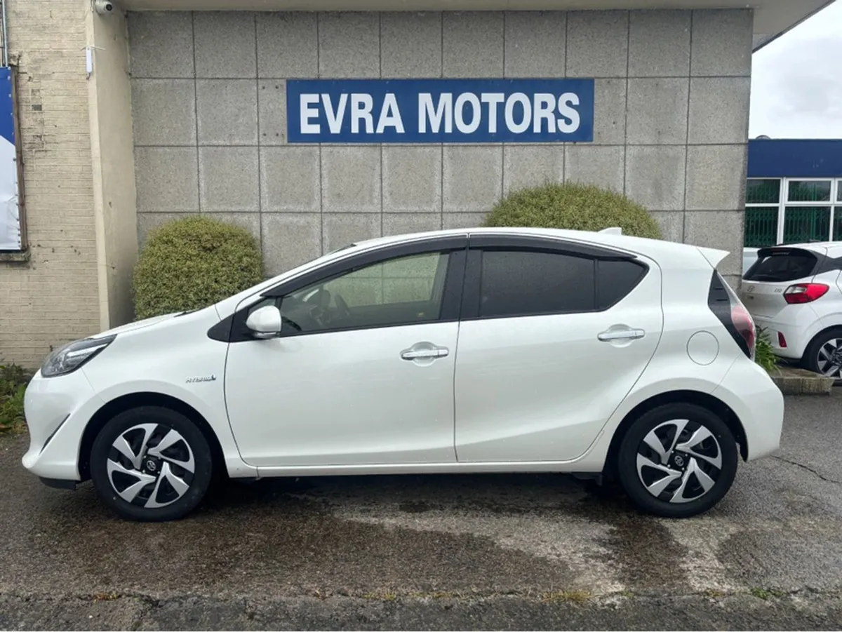 Toyota Aqua Automatic 1.5 Petrol Hybrid - Image 4