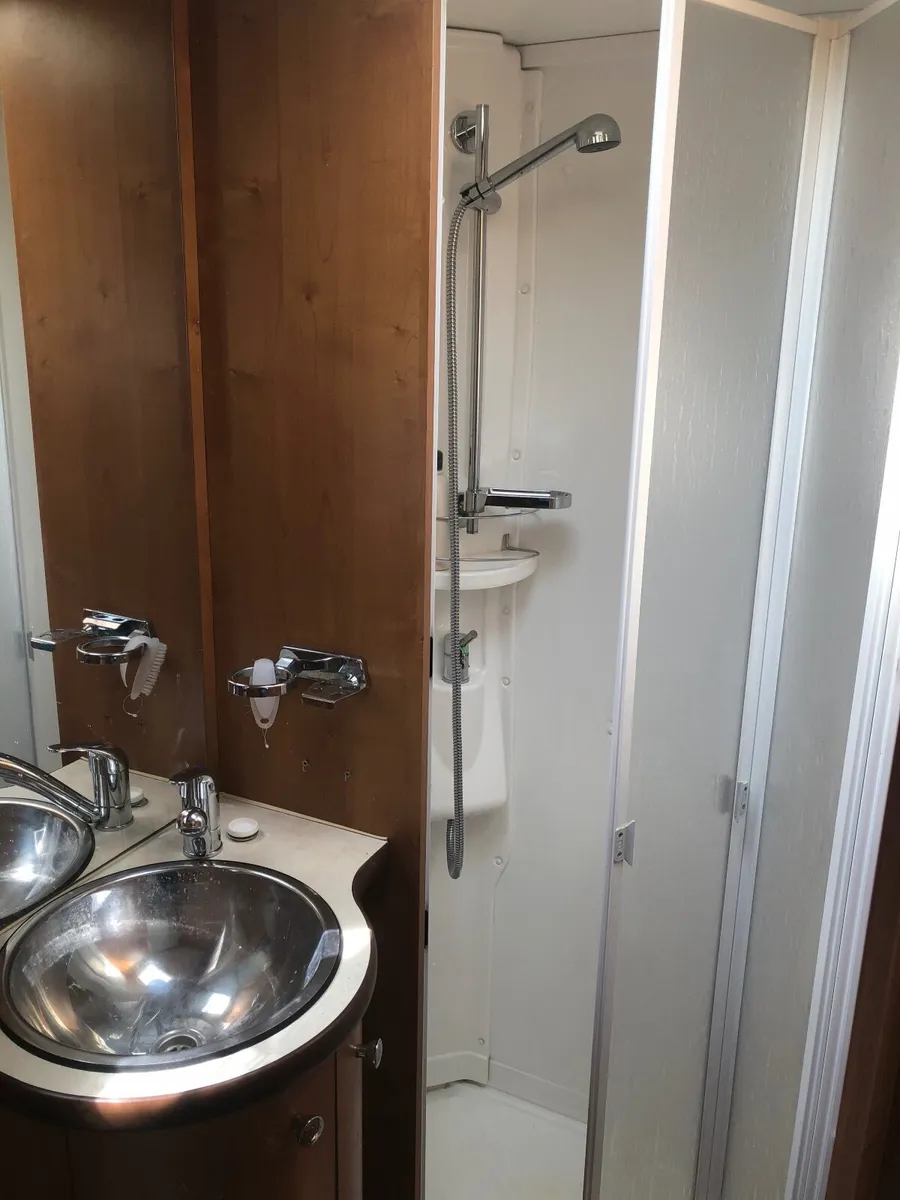 Quality Motorhome - Image 4