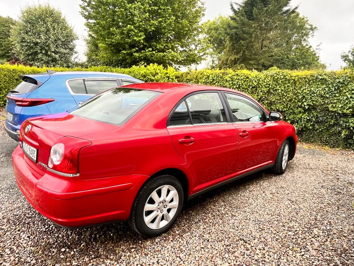 Toyota avensis - Image 4