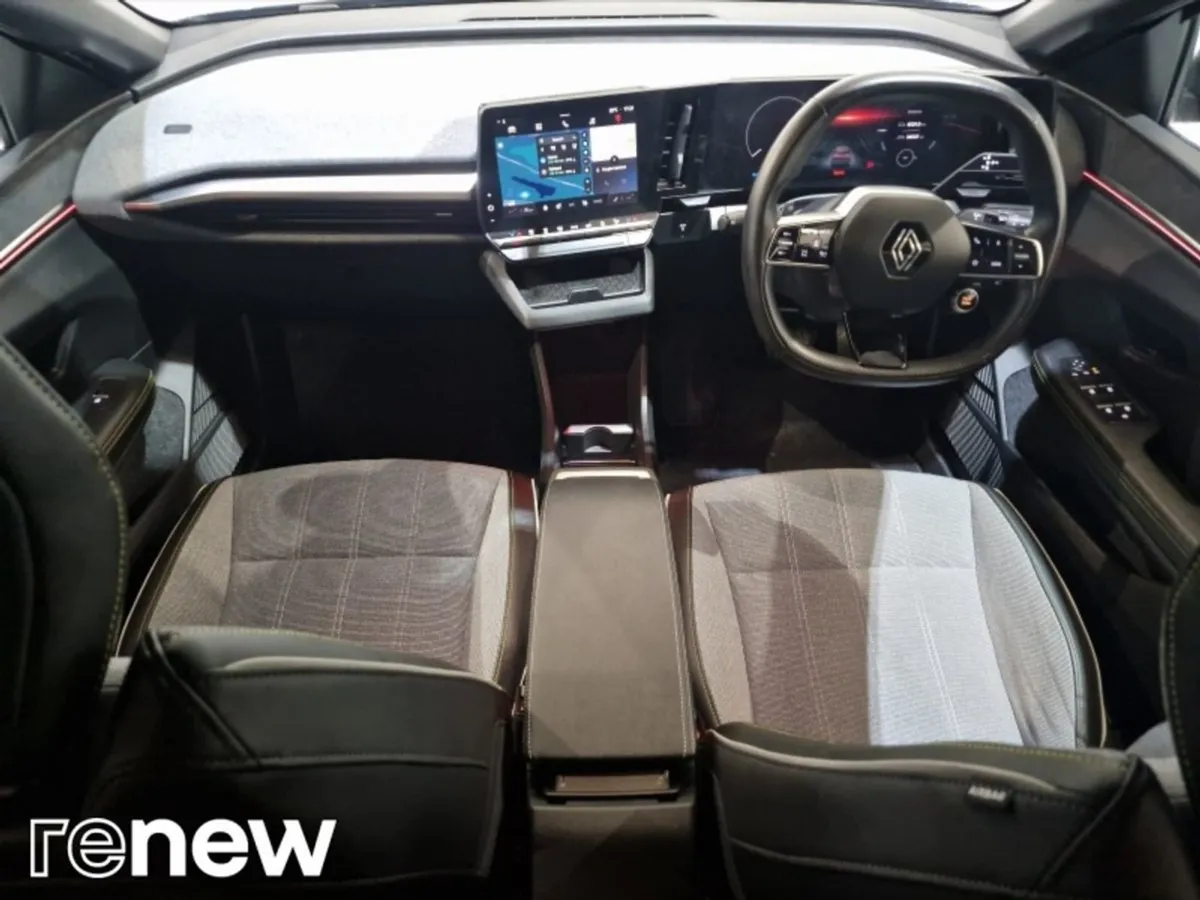 Renault Megane E-Tech Ev60 220hp Techno - Image 3
