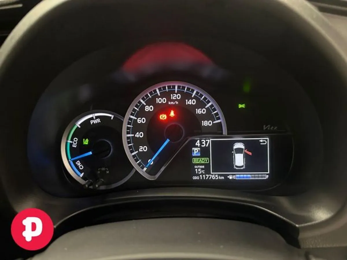 Toyota Vitz Hybrid F Auto - Straight Sale Discoun - Image 4