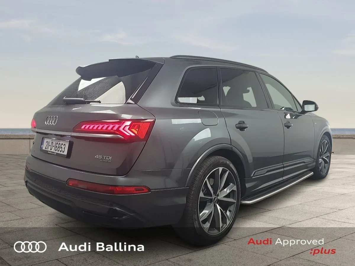 Audi Q7 S Line BLK ED Upgraded Seats side Skirts - Image 4