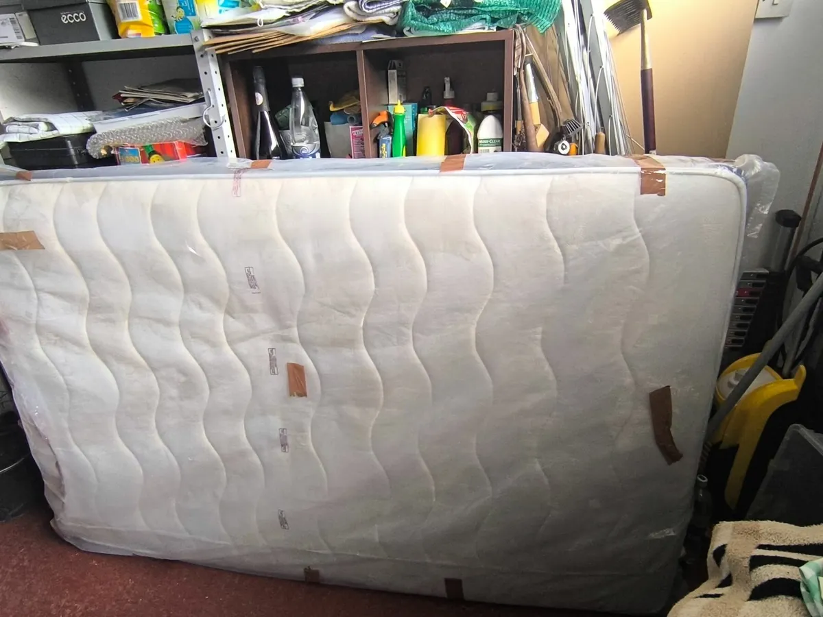 4 foot Mattress - Image 4