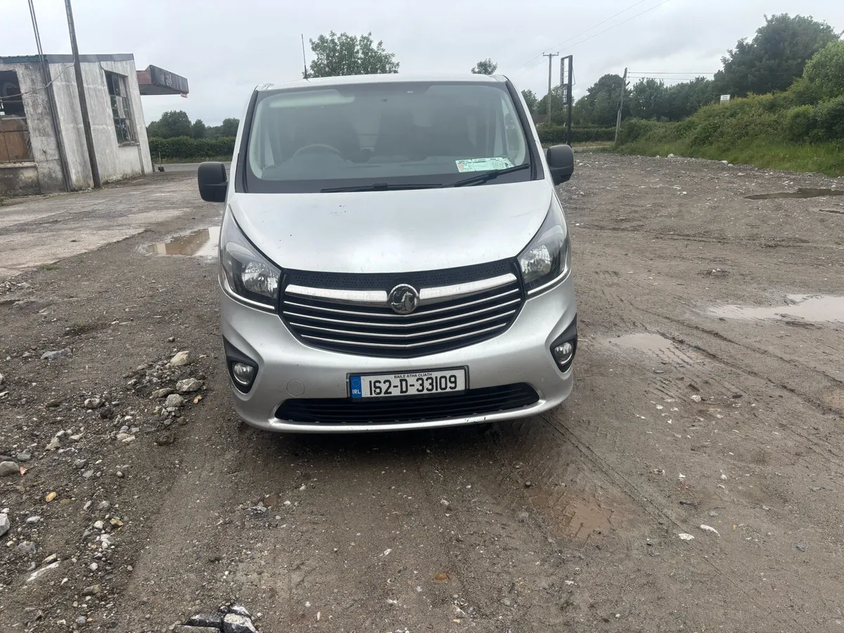 Vauxhall Vivaro - Image 2