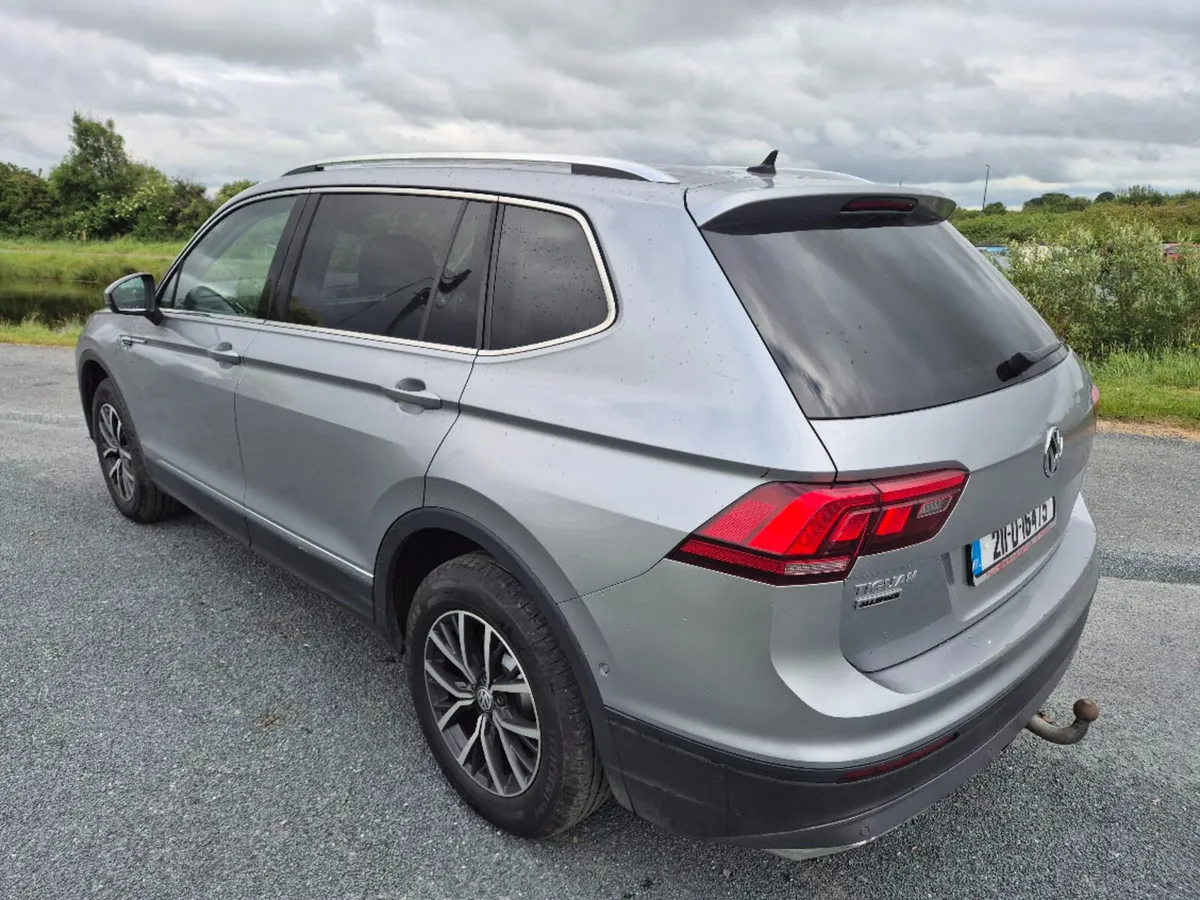 211 VW Tiguan A7 CL 2.0 TDI D7F 5DR AUTO - Image 4