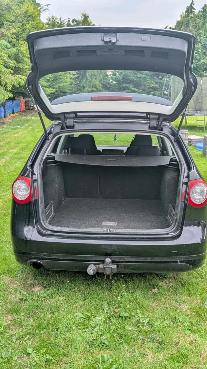 Volkswagen passat estate - Image 3
