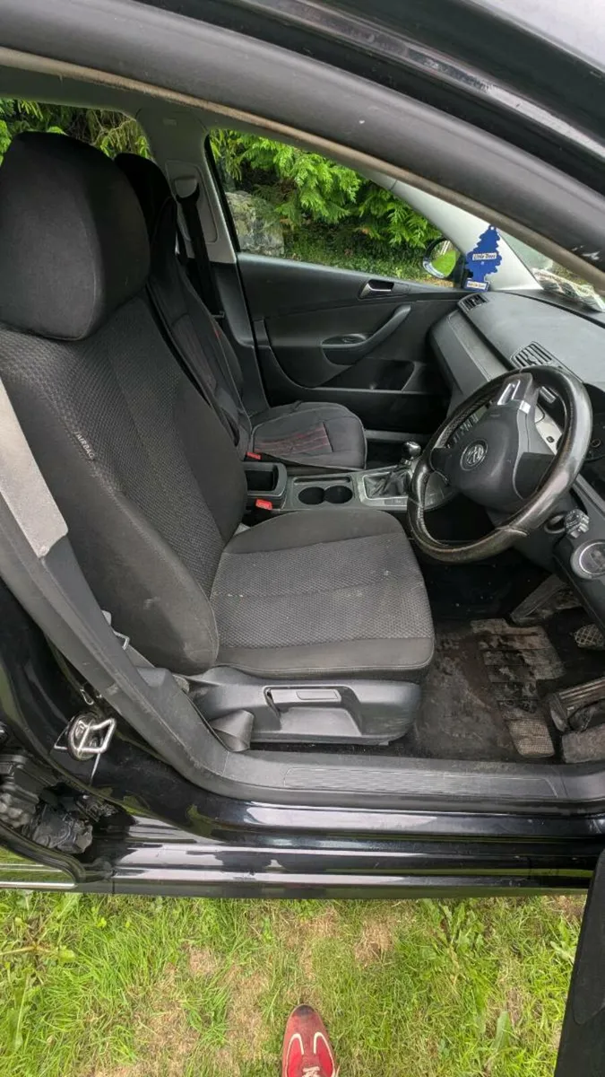 Volkswagen passat estate - Image 4