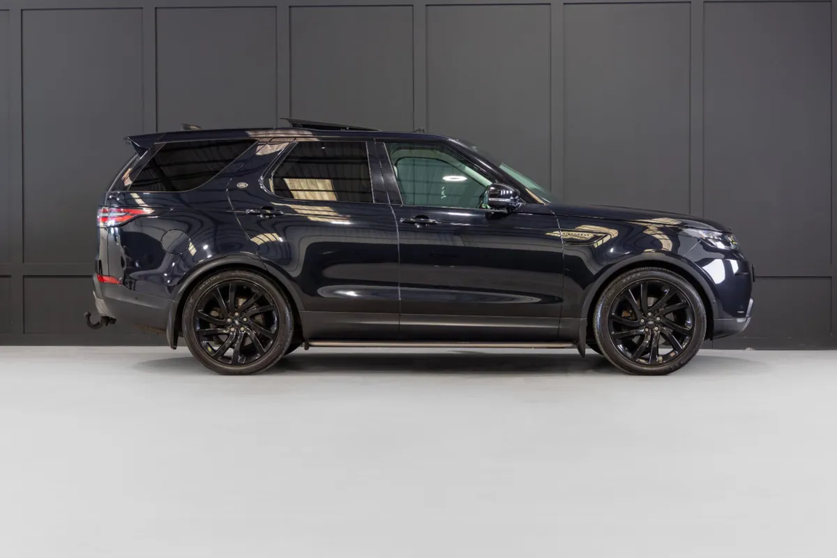 2017 Land Rover Discovery Sport First Edition - Image 2