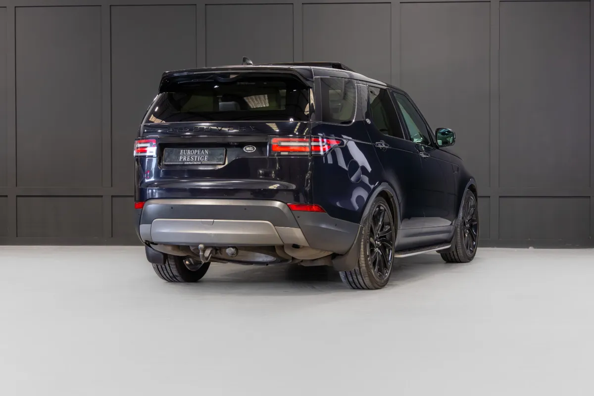 2017 Land Rover Discovery Sport First Edition - Image 3