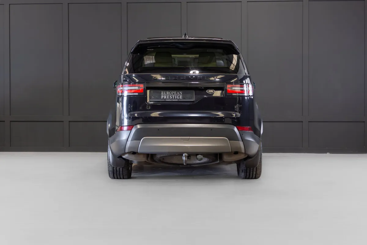 2017 Land Rover Discovery Sport First Edition - Image 4