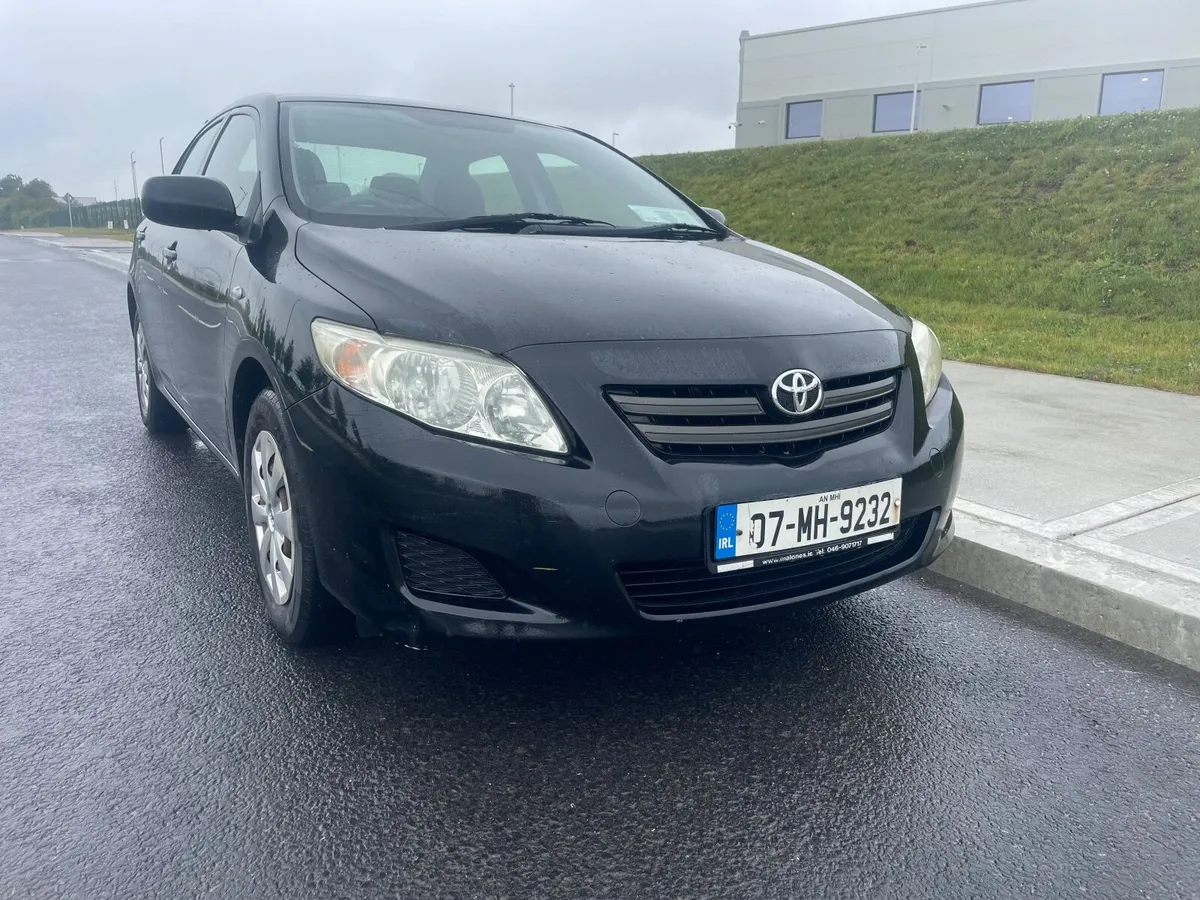 Toyota Corolla 2007 - Image 1