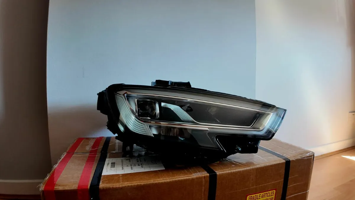 VALEO Audi a3 8v headlight xenon RIGHT OE8V0941774 - Image 2