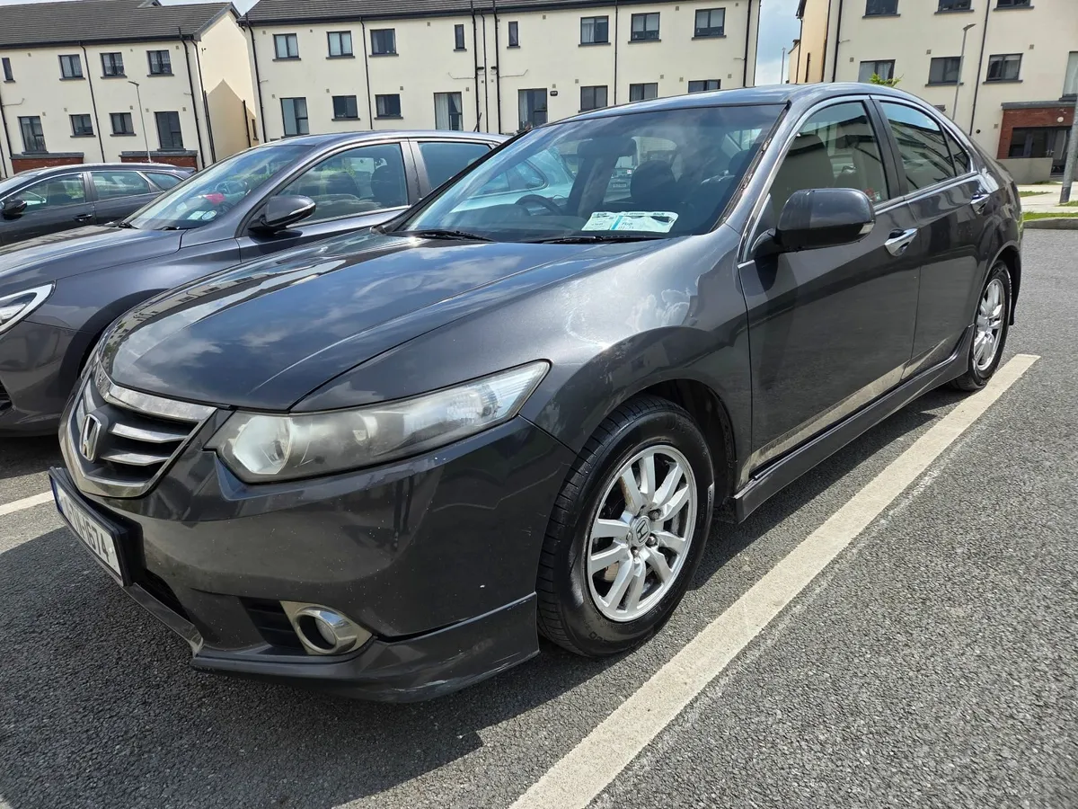 2011 HONDA ACCORD TYPE S - Image 3