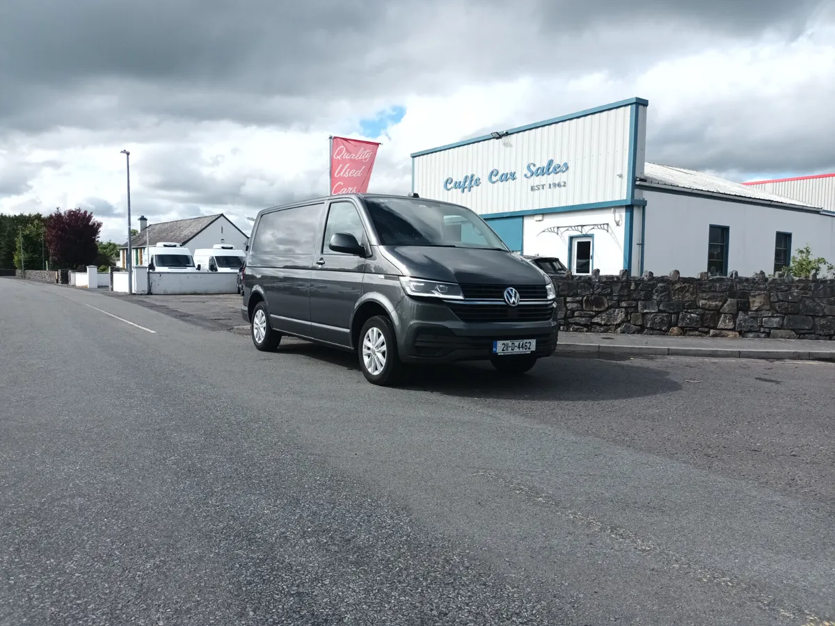 Volkswagen Transporter 2022 - Image 1