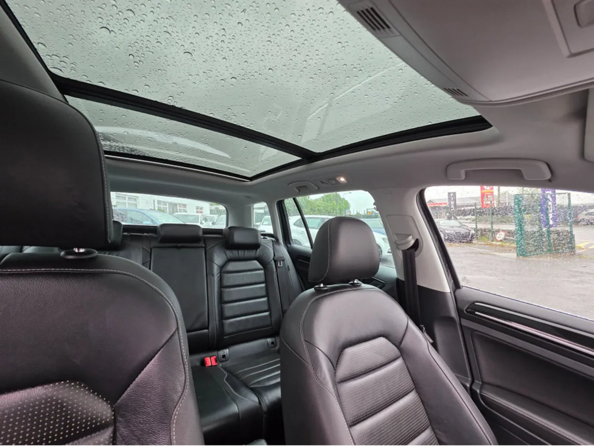 Volkswagen Golf ESTATE ( 172 REG ) PAN SUNROOF FUL - Image 3