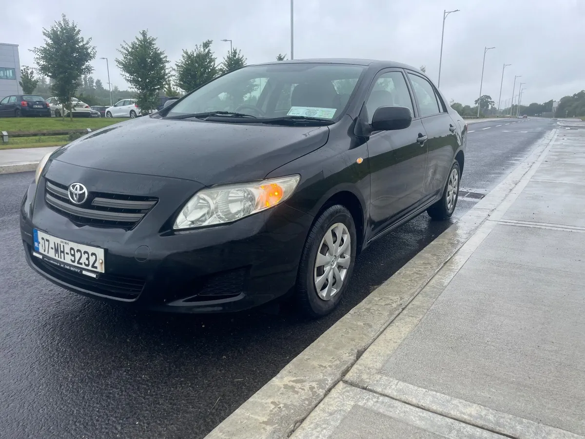 Toyota Corolla 2007 - Image 2