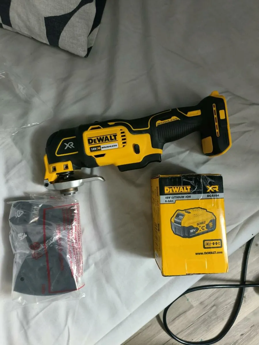 DeWalt multi tool - Image 1