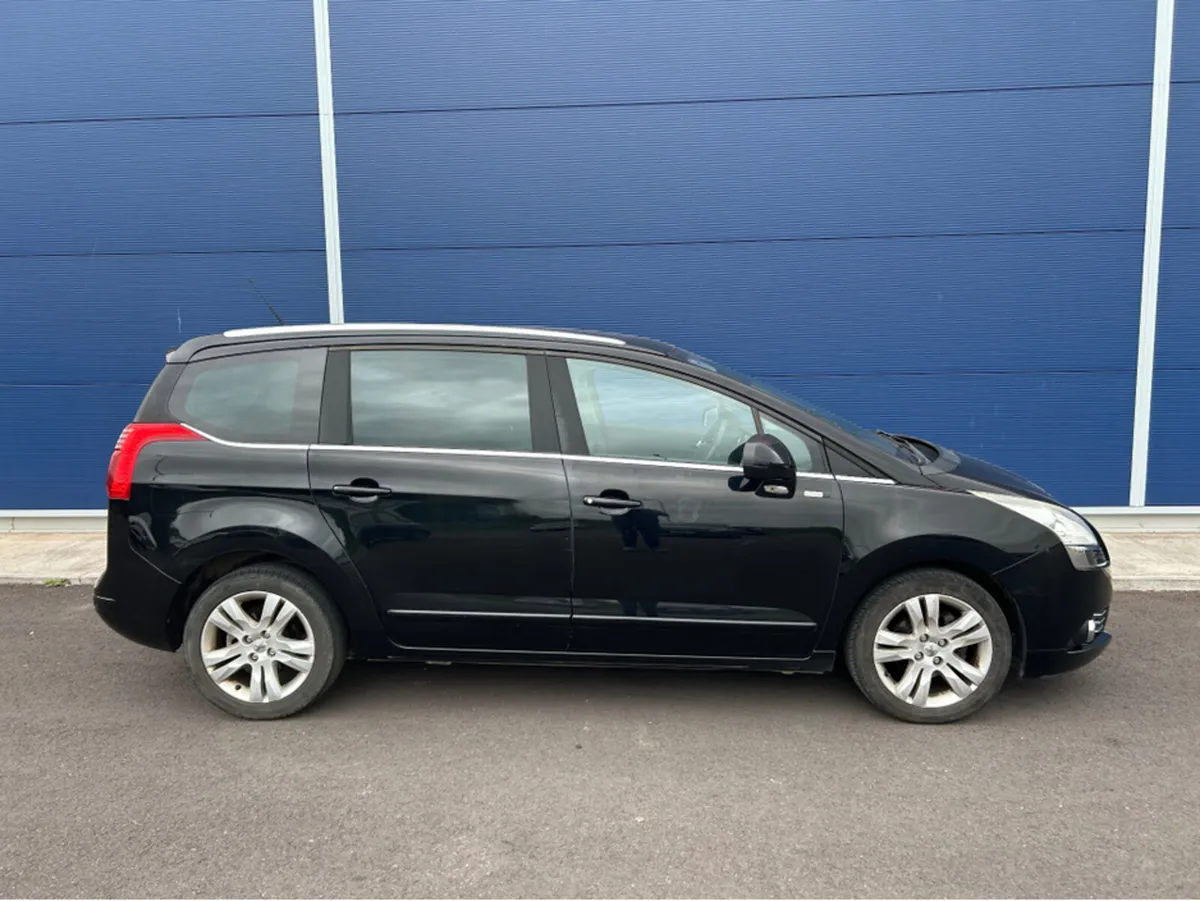 Peugeot 5008 TRADE SALE ONLY - ACTIVE FAMILY-STYLE - Image 3