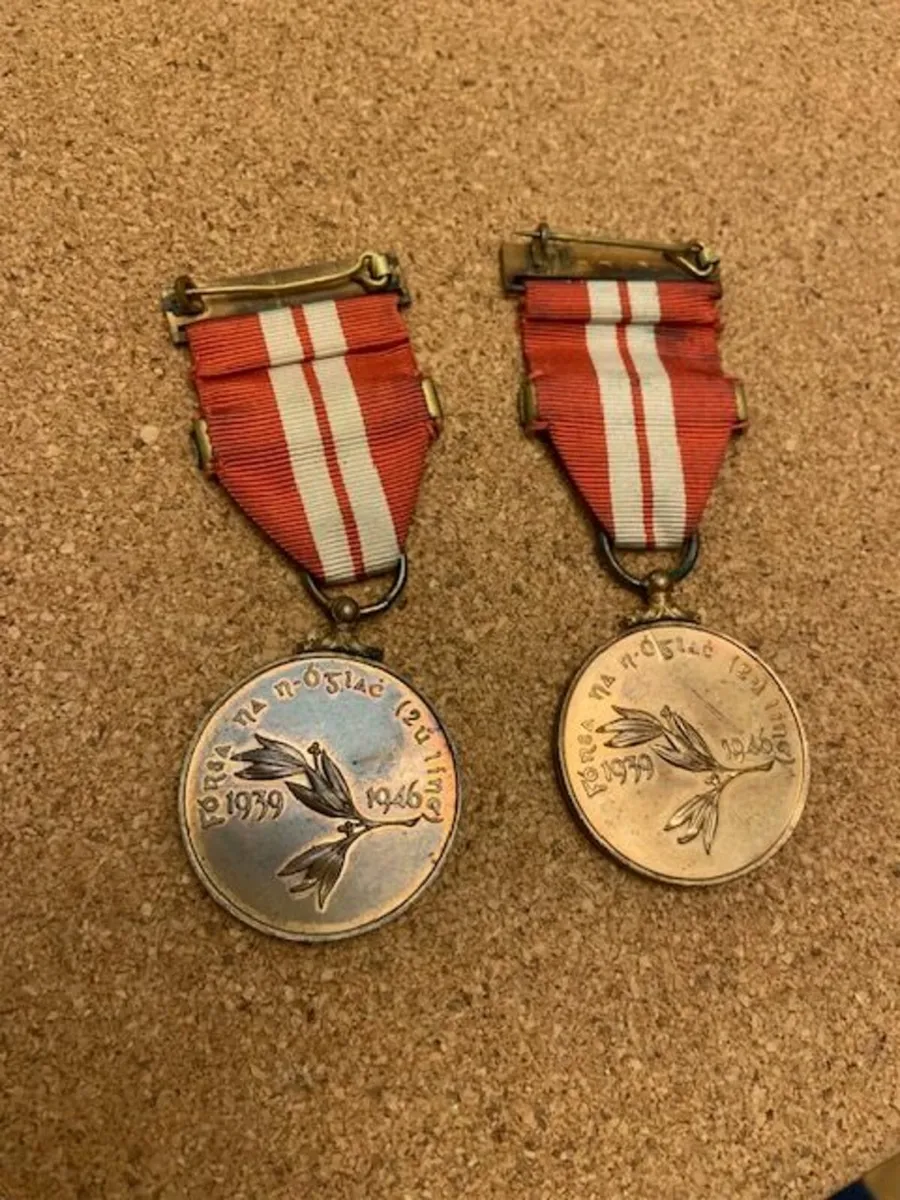 Fórsa na nÓglach-2nd Line Reserve - Medals - Image 2