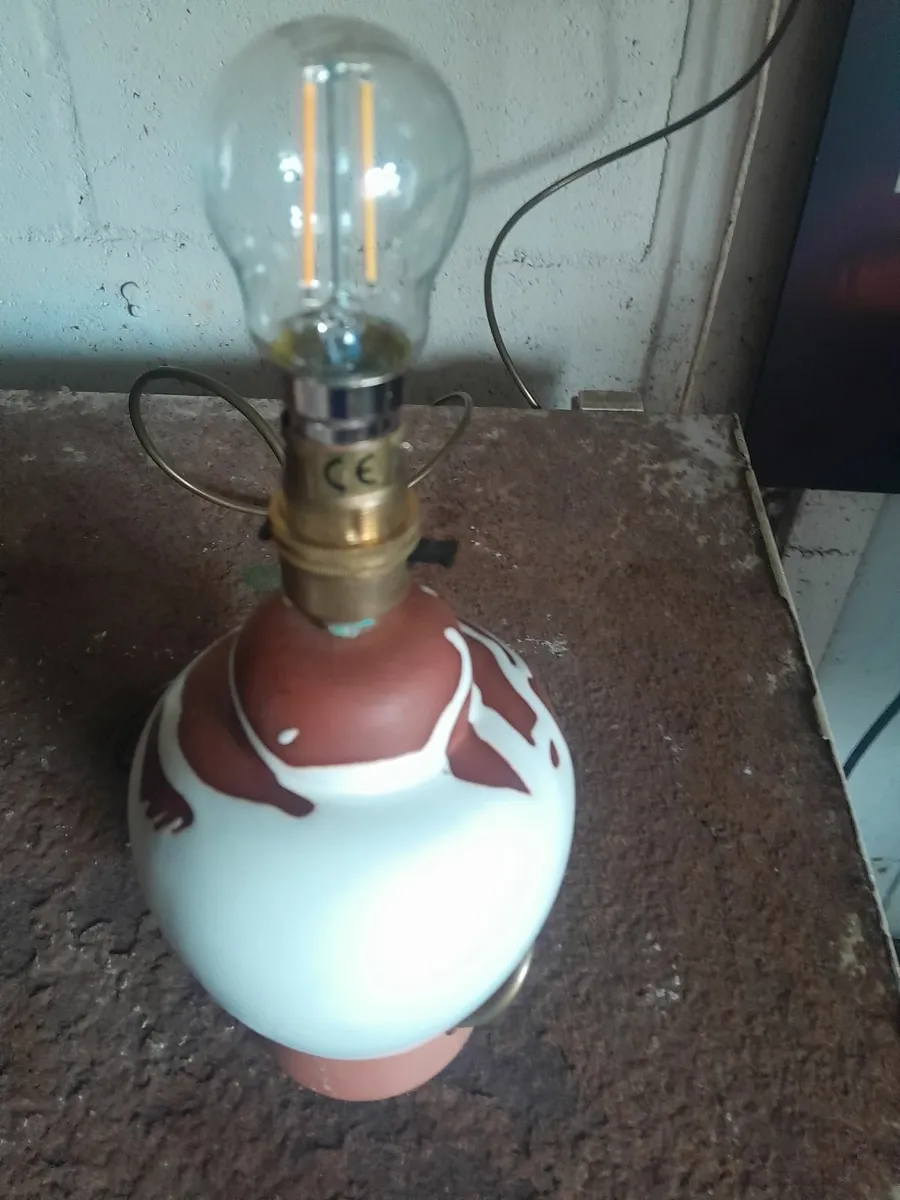 Small  table lamp - Image 1