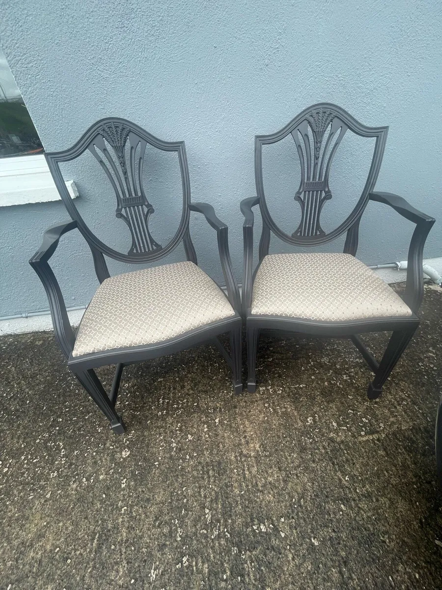 Carver chairs - Image 1