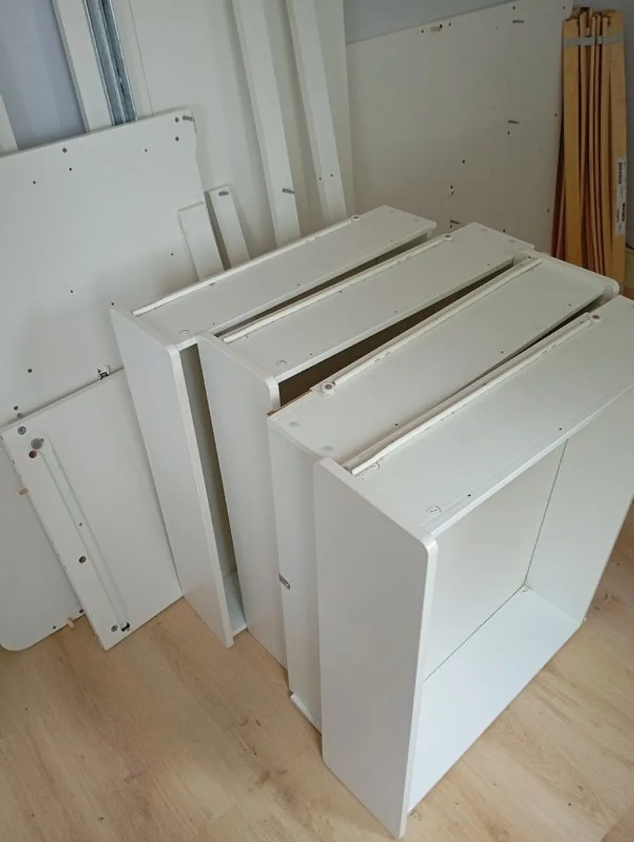 Teenager's Single Bed with storage - Image 2