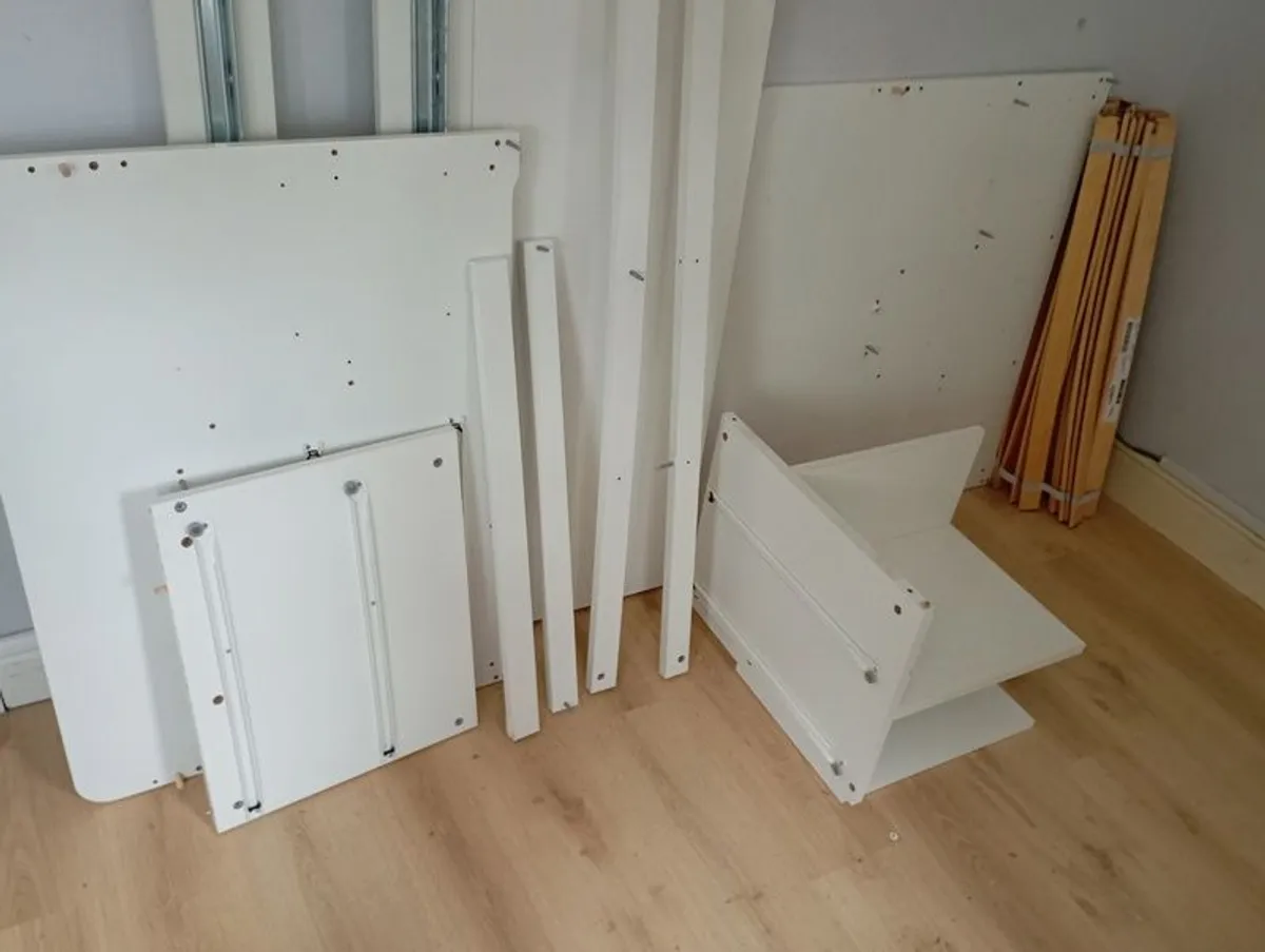 Teenager's Single Bed with storage - Image 4