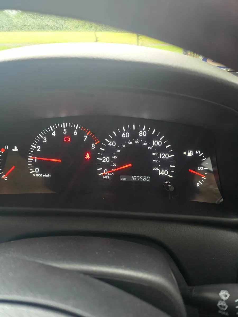 Toyota Corolla 2005 - Image 1