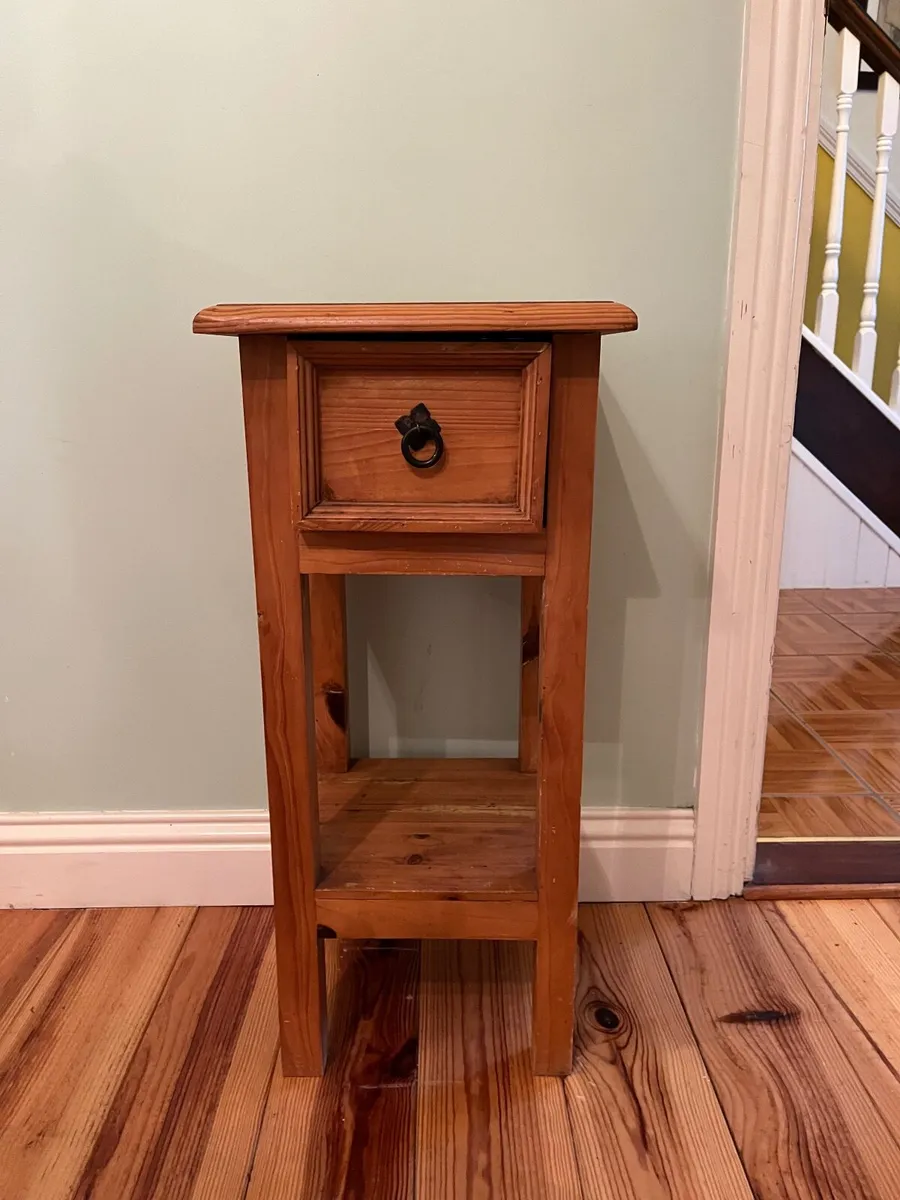 Hall table