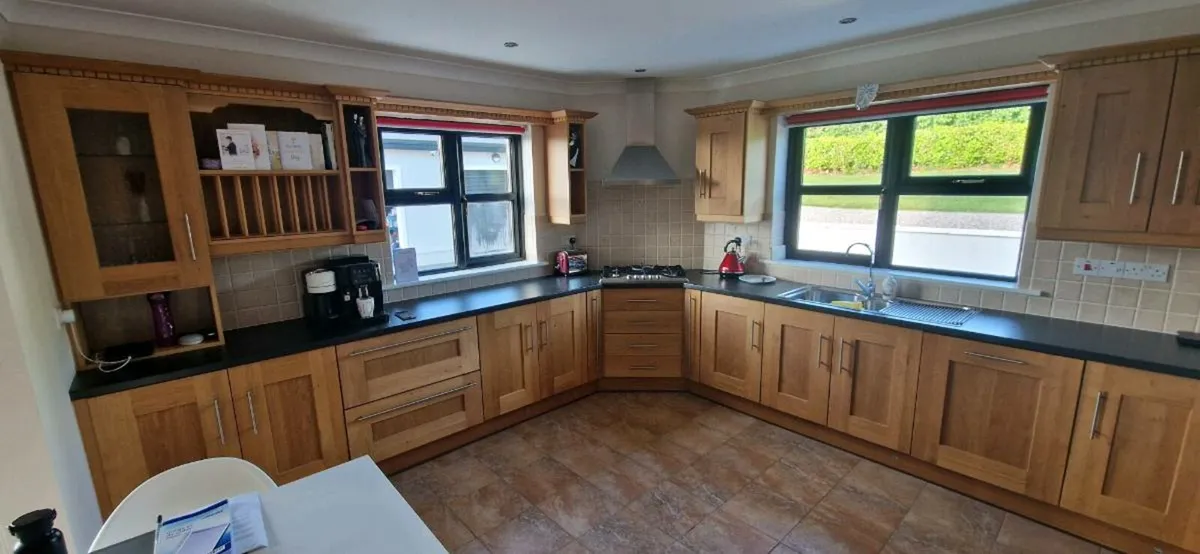 solid oak kitchen - for removal - Image 1