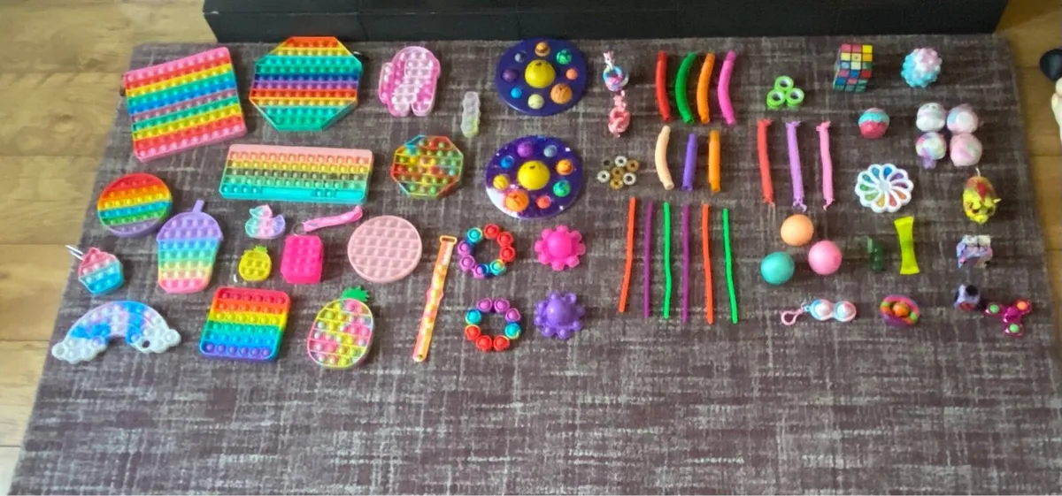 70 piece Fidget Set - Image 4