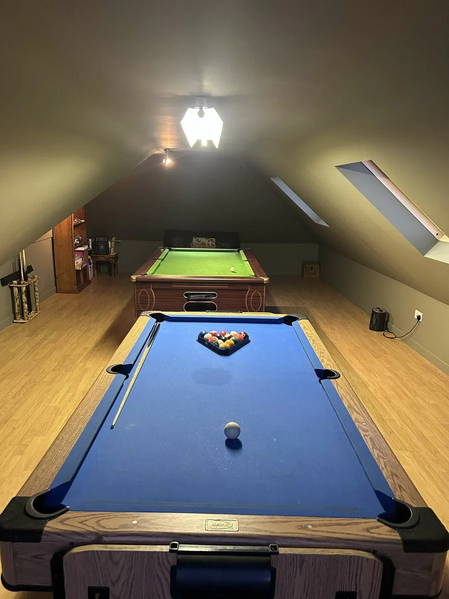 Pool/ air hockey table - Image 1
