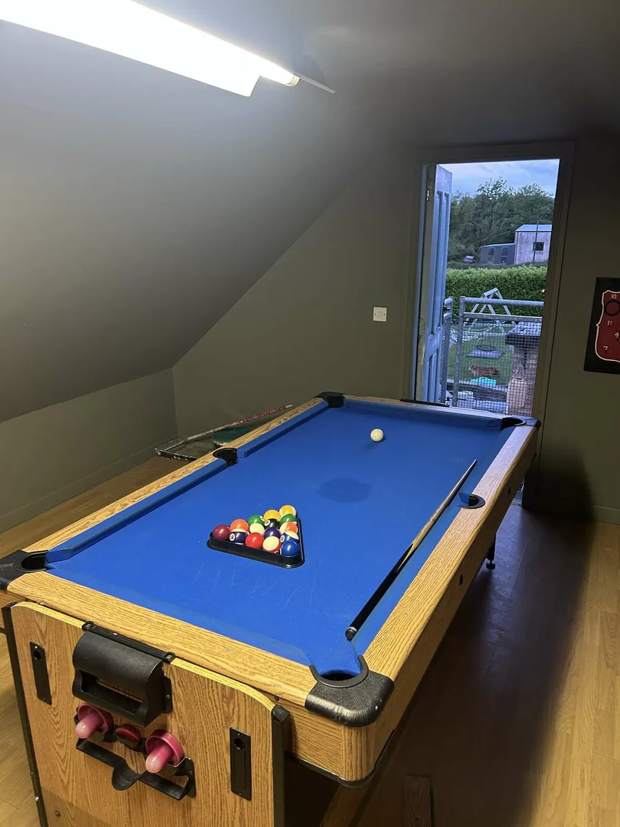 Pool/ air hockey table - Image 2