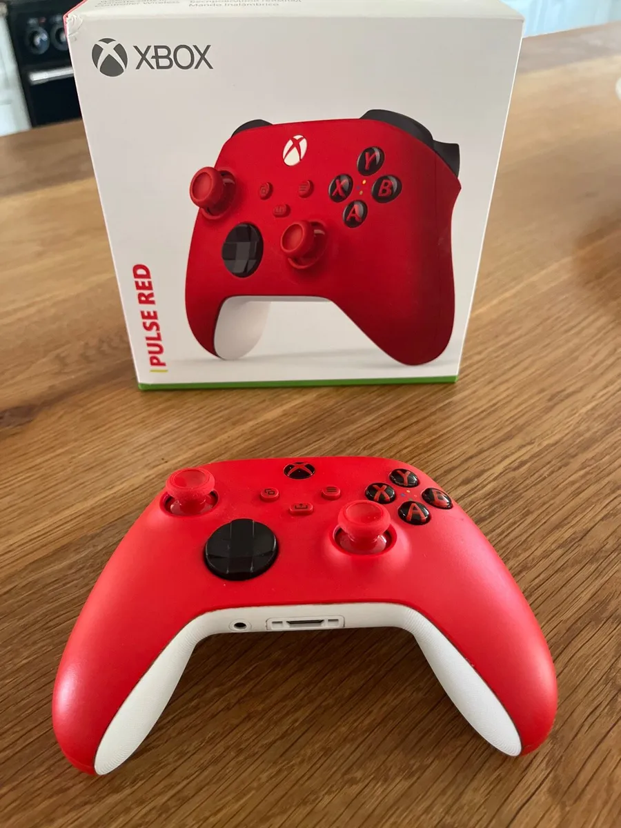 Xbox controller or Mechanical keyboard (separate) - Image 2