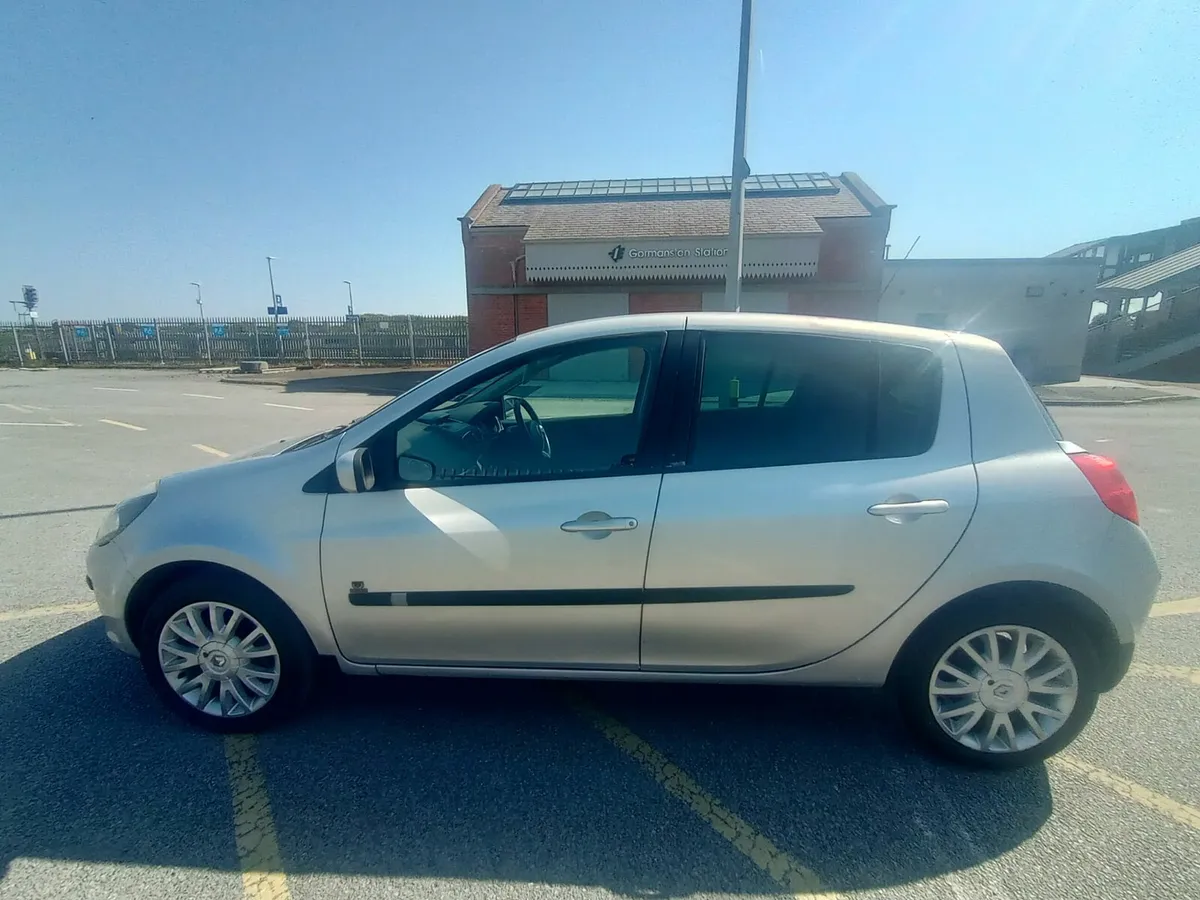 Renault Clio - Image 3