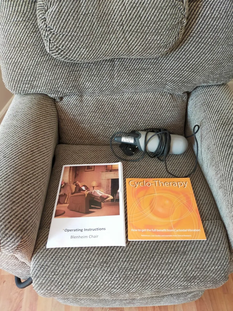 Blenheim electric recliner chair - Image 1
