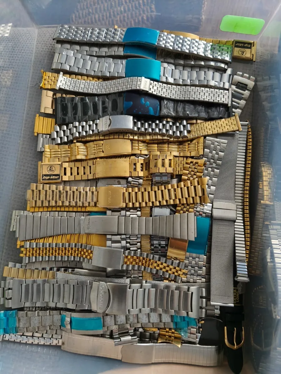 75 Loose watch straps - Image 2