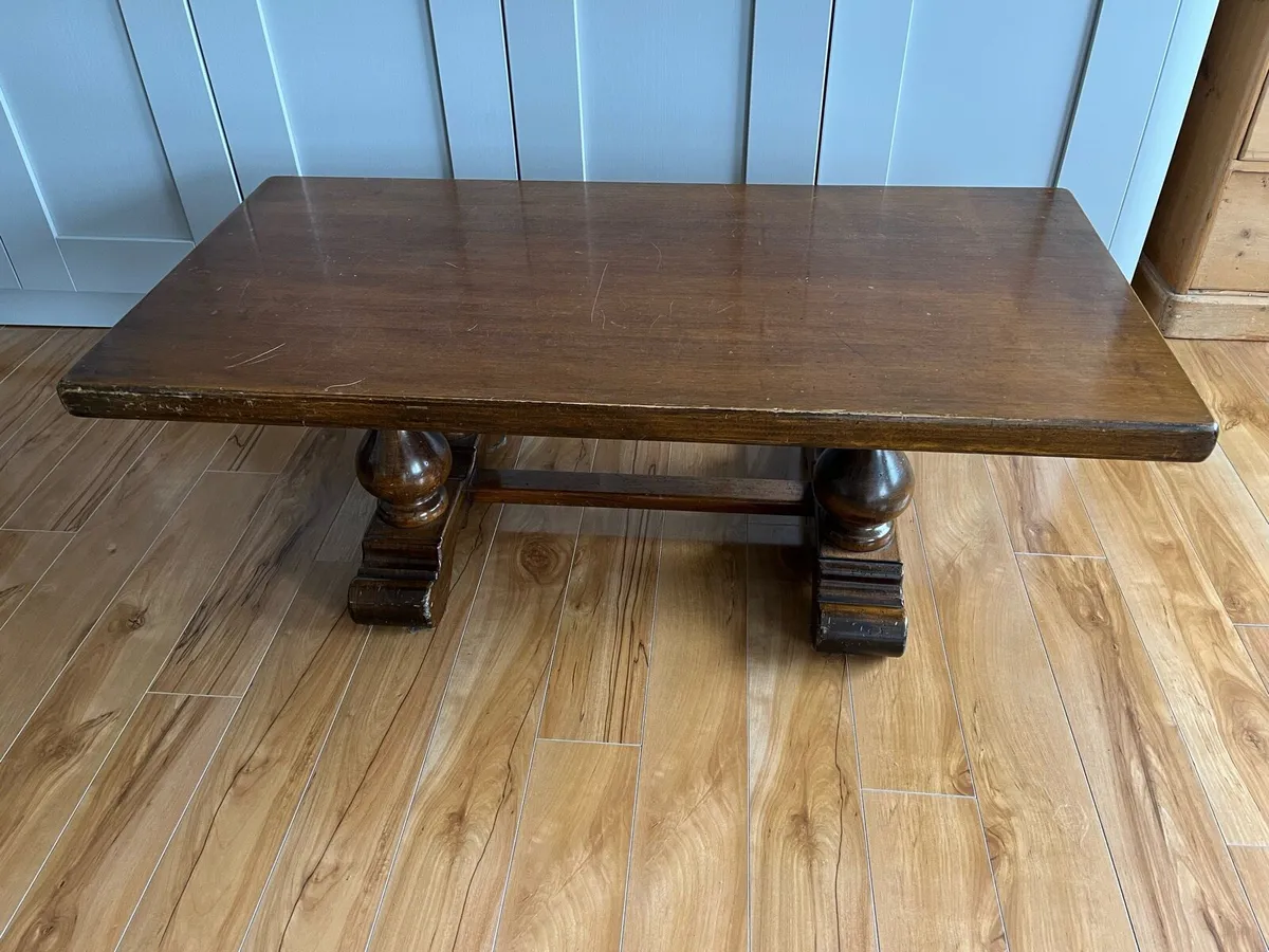 Mahogany coffee table - Image 1