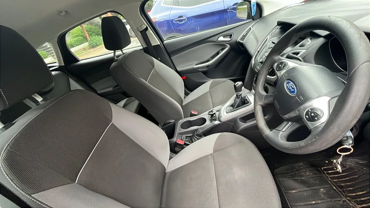 Ford focus - Image 4