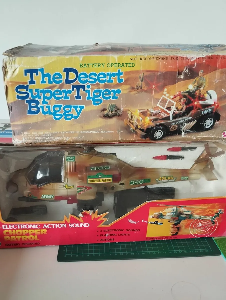 Vintage Battery Operated Desert Military Toys 80s - Image 1