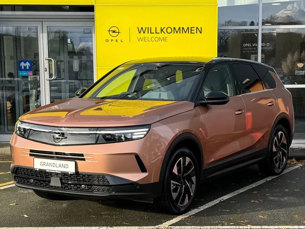 Opel Grandland  demo  GS 1.2 Mhev - Image 1