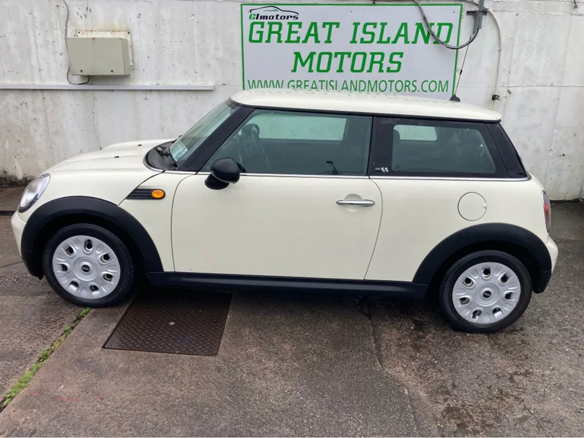 MINI HATCH 1.4 4 Seats 3DR First ONE - Image 3