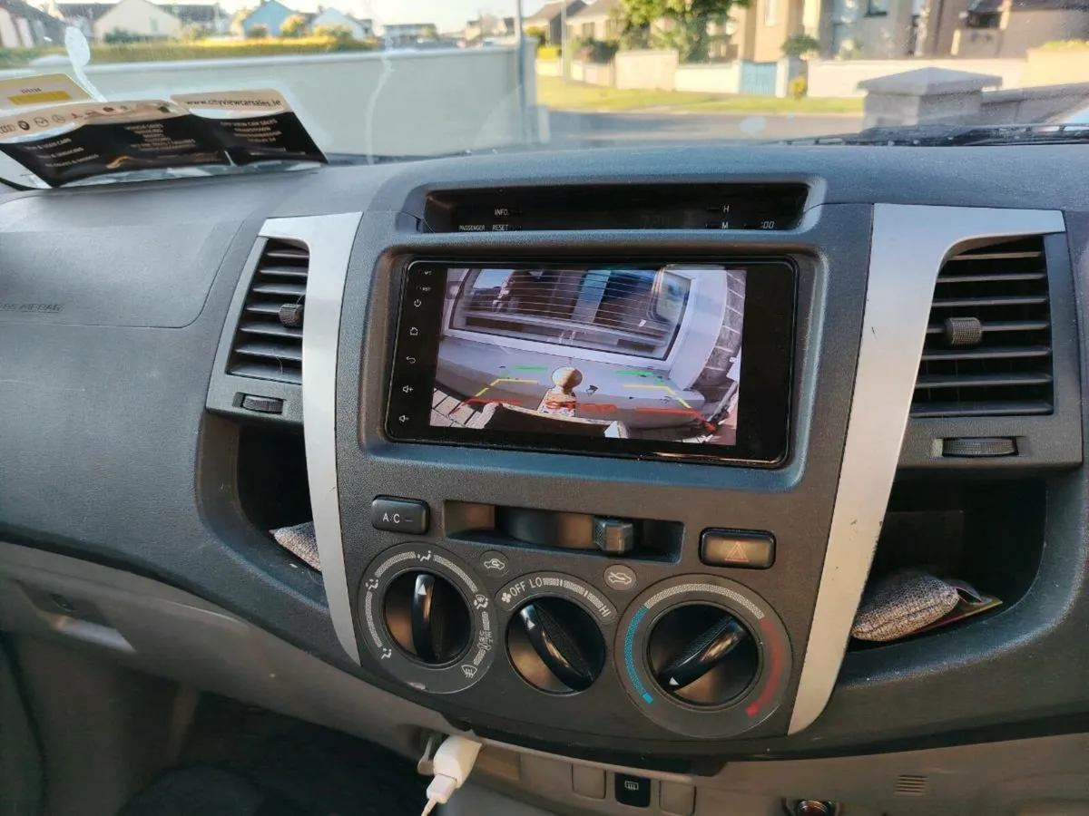 2010 Hilux 2.5 - Image 4