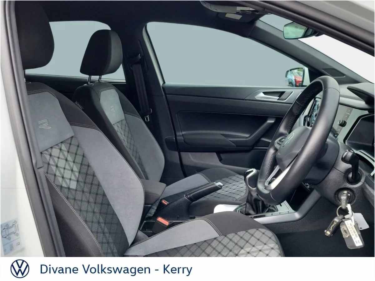 Volkswagen Polo R-line 1.0 TSI Petrol 95hp - Image 4