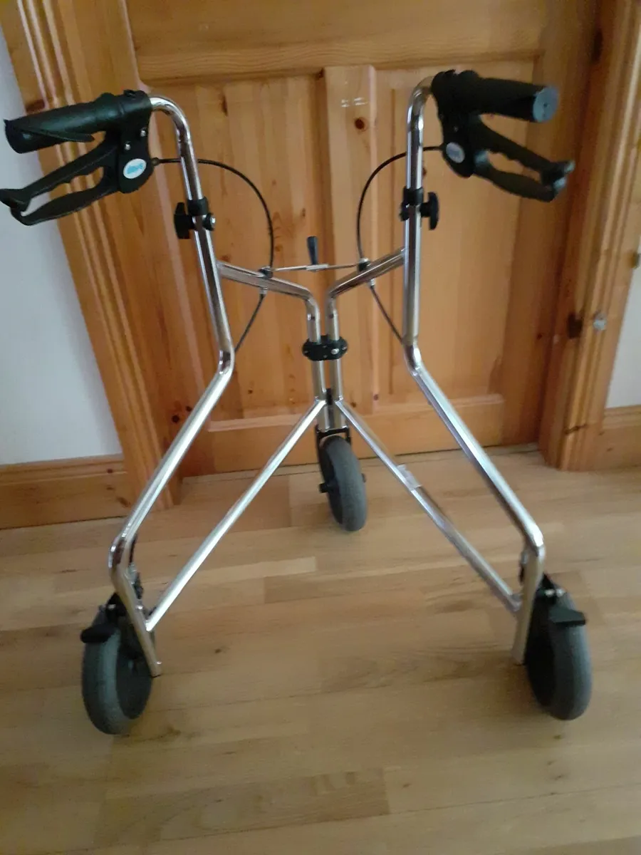 Save €60 - Mobility walking aid rollator - Image 2