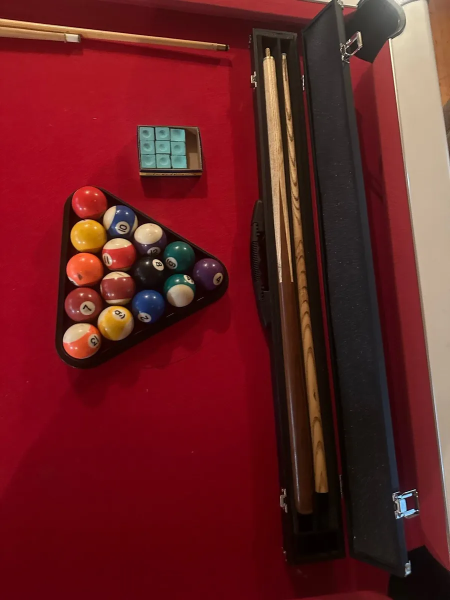 Pool table - Image 2