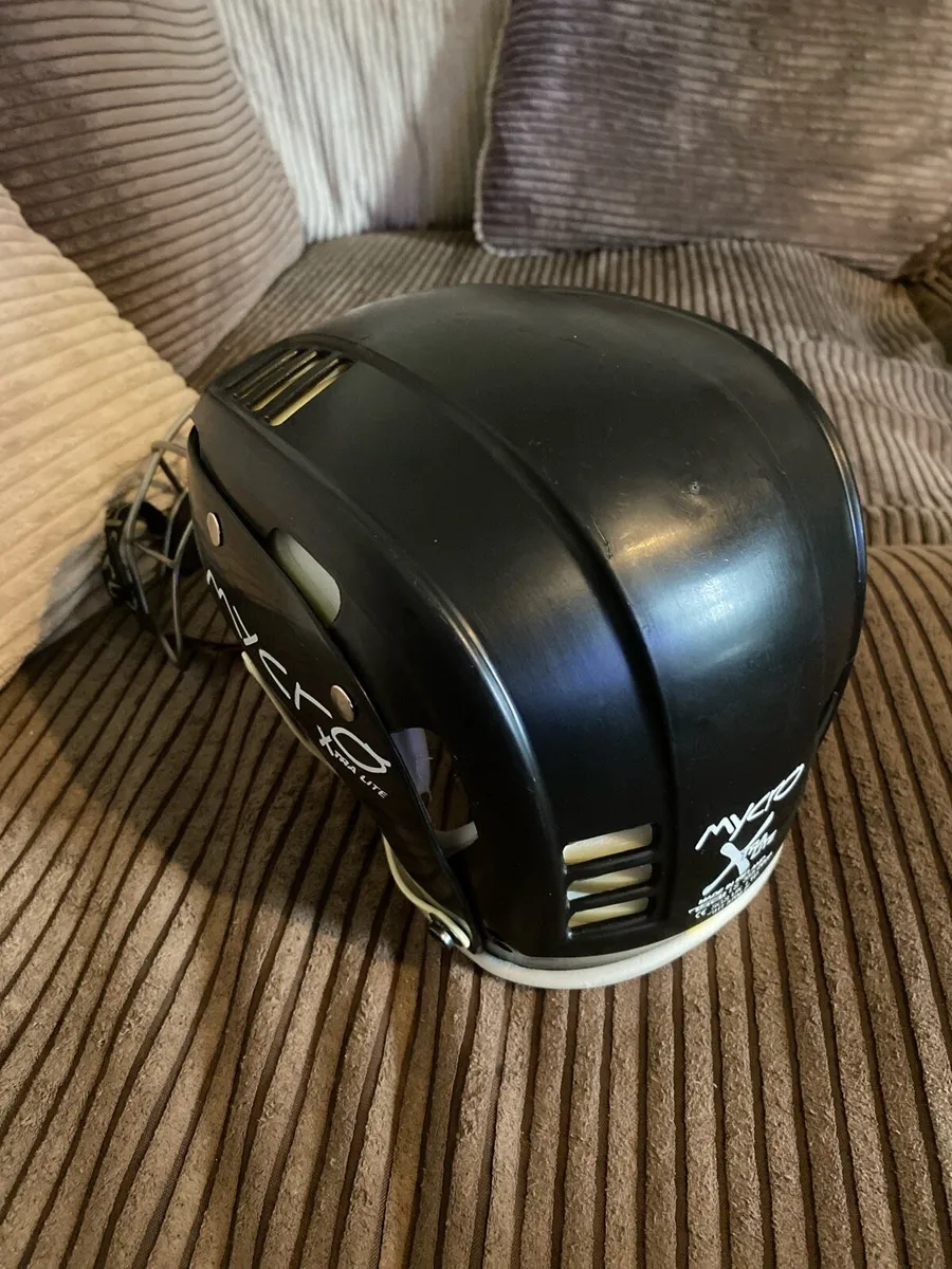 Mycro Hurling helmet - Image 3